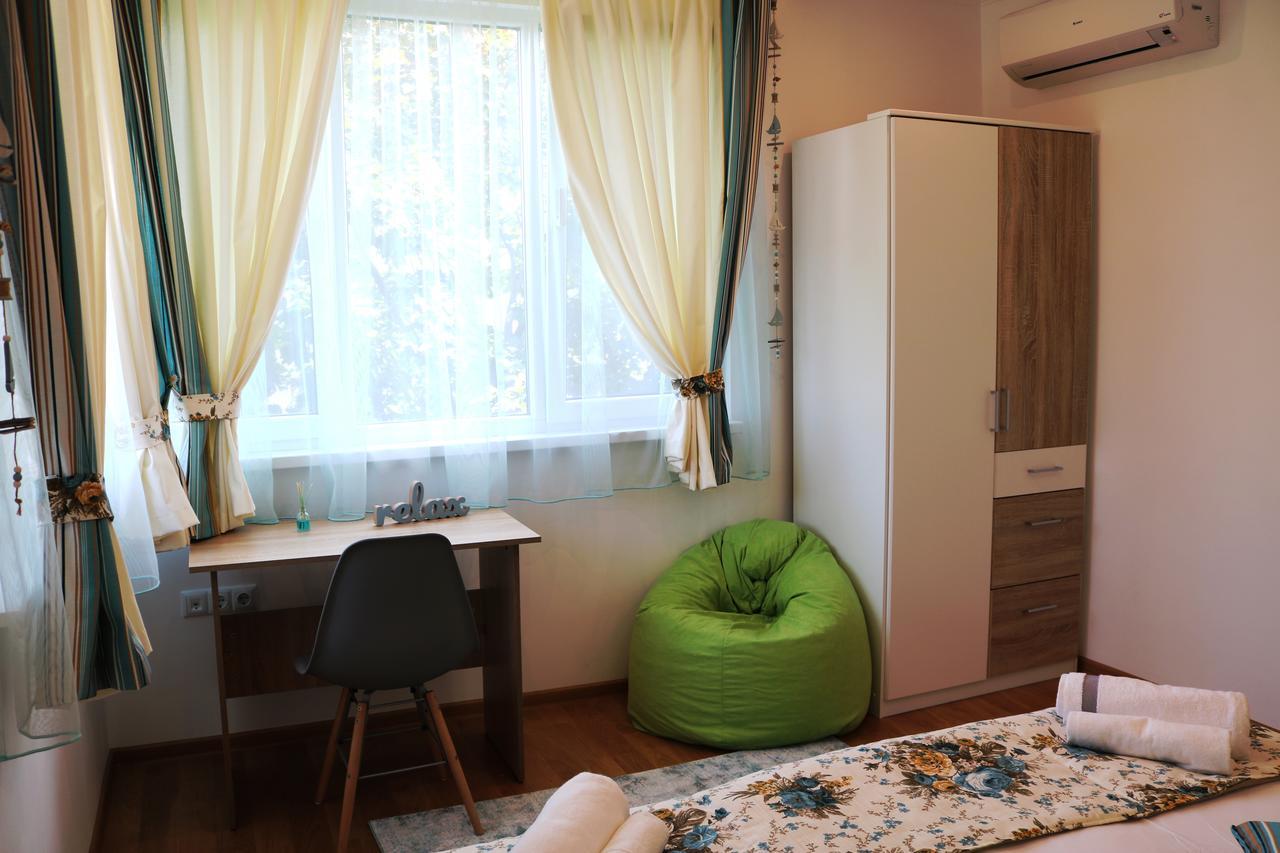 Sea Port Celebrity Apartment - Lets4Holiday Varna Dış mekan fotoğraf